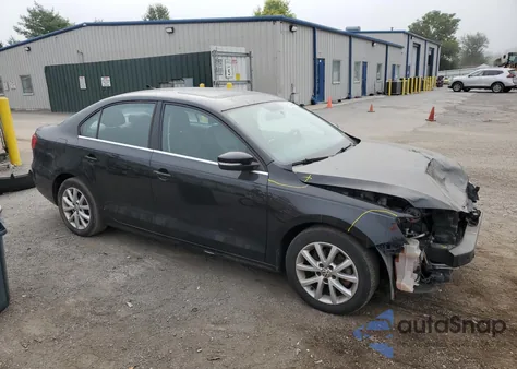 2013 Volkswagen Jetta Se z USA, uszkodzony, nr VIN 3VWDP7AJ2DM266262